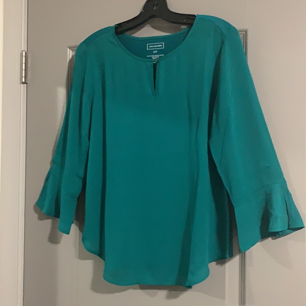 NWT - Van Heusen Green Top